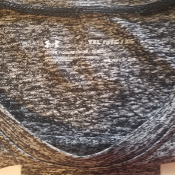 Under Armour Loose Heat Gear Shirt Size Yo… - Picture 2 of 2